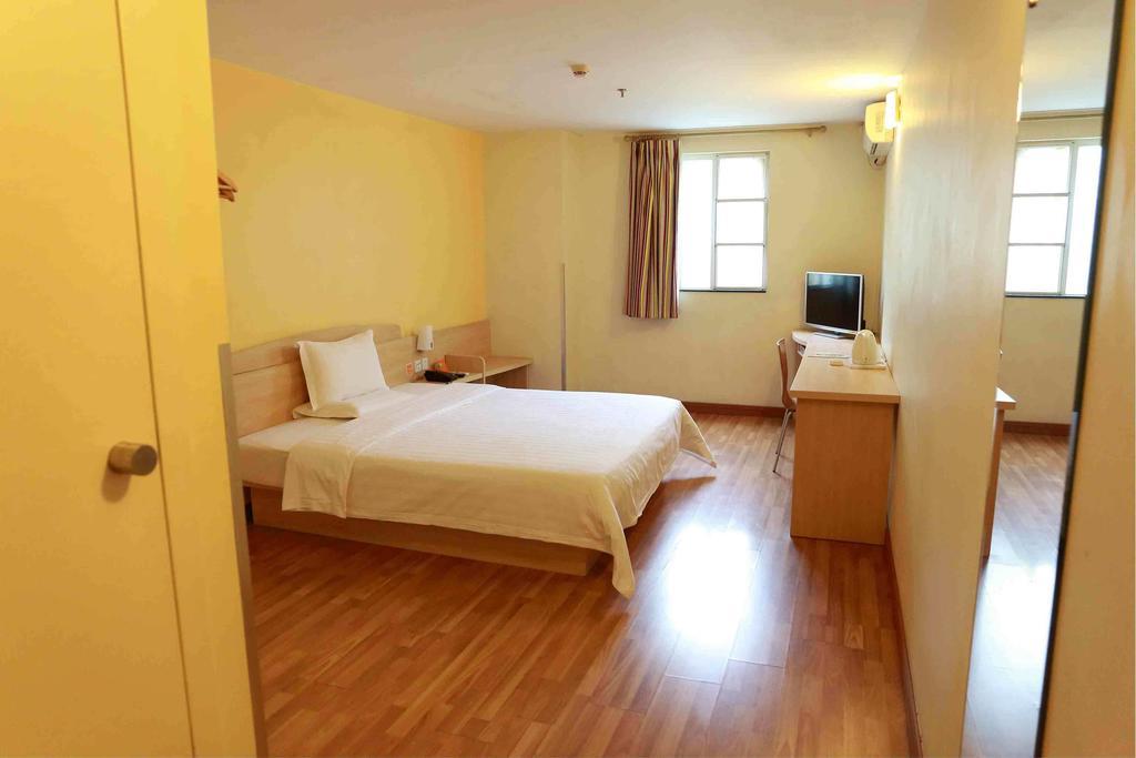 7Days Inn Chongqing Shapingba Экстерьер фото